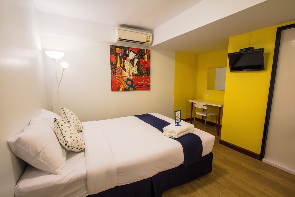 Nautical Home Khaolak Bed & Breakfast