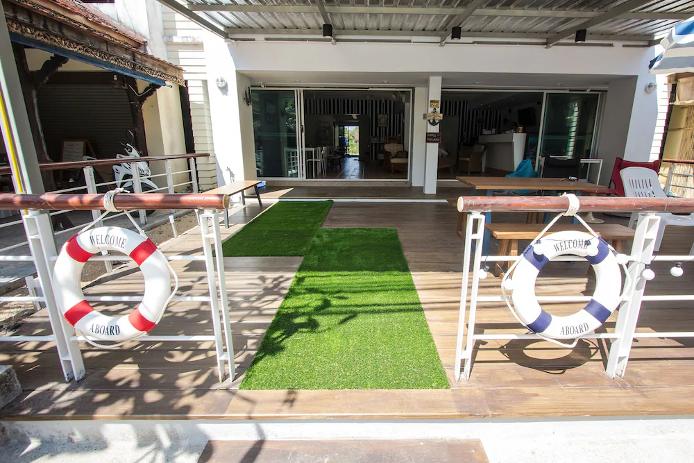 Nautical Home Khaolak Bed & Breakfast