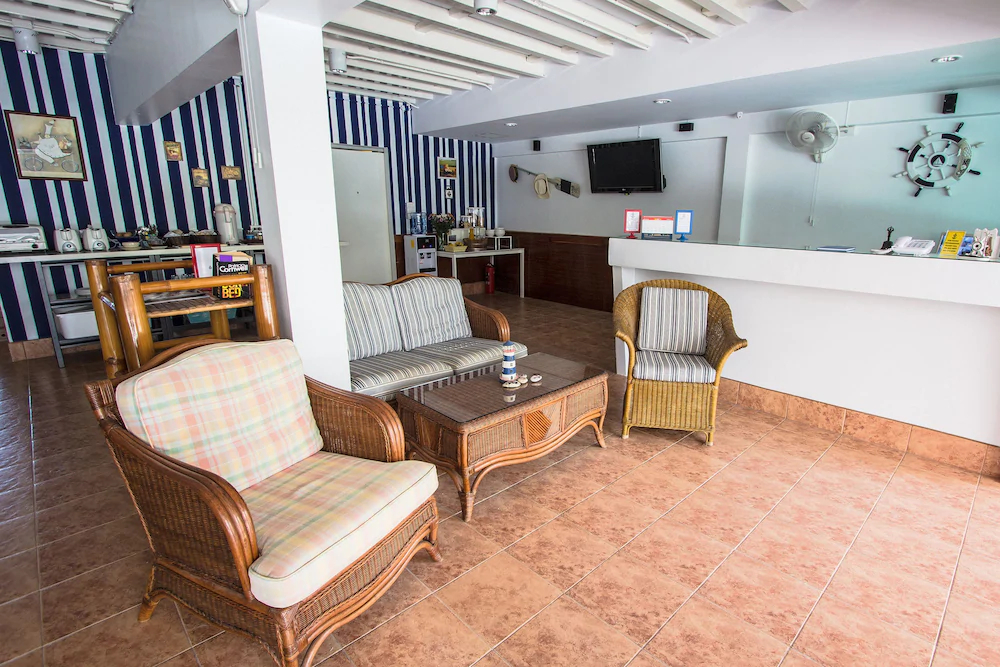 Nautical Home Khaolak Bed & Breakfast