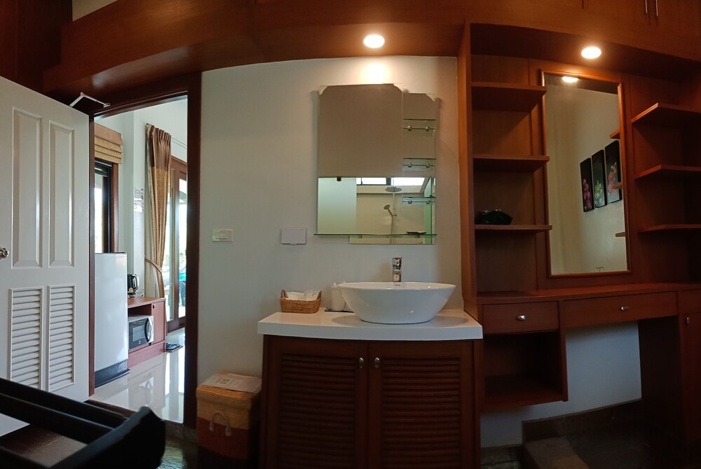 Villa Warin Khao Lak