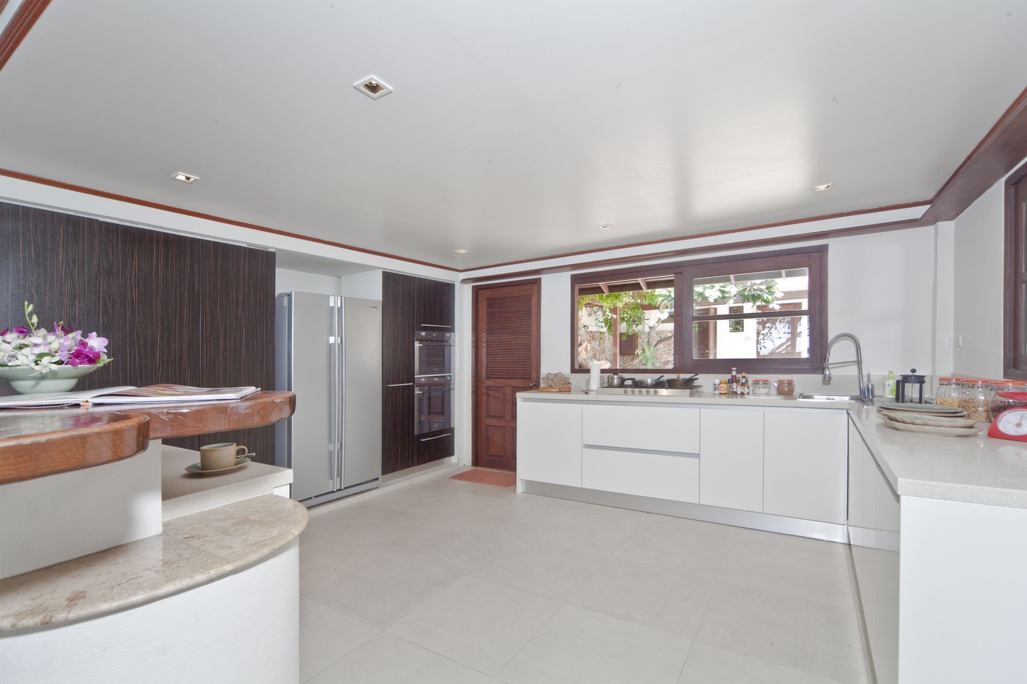 Bangrak Beachfront Villa