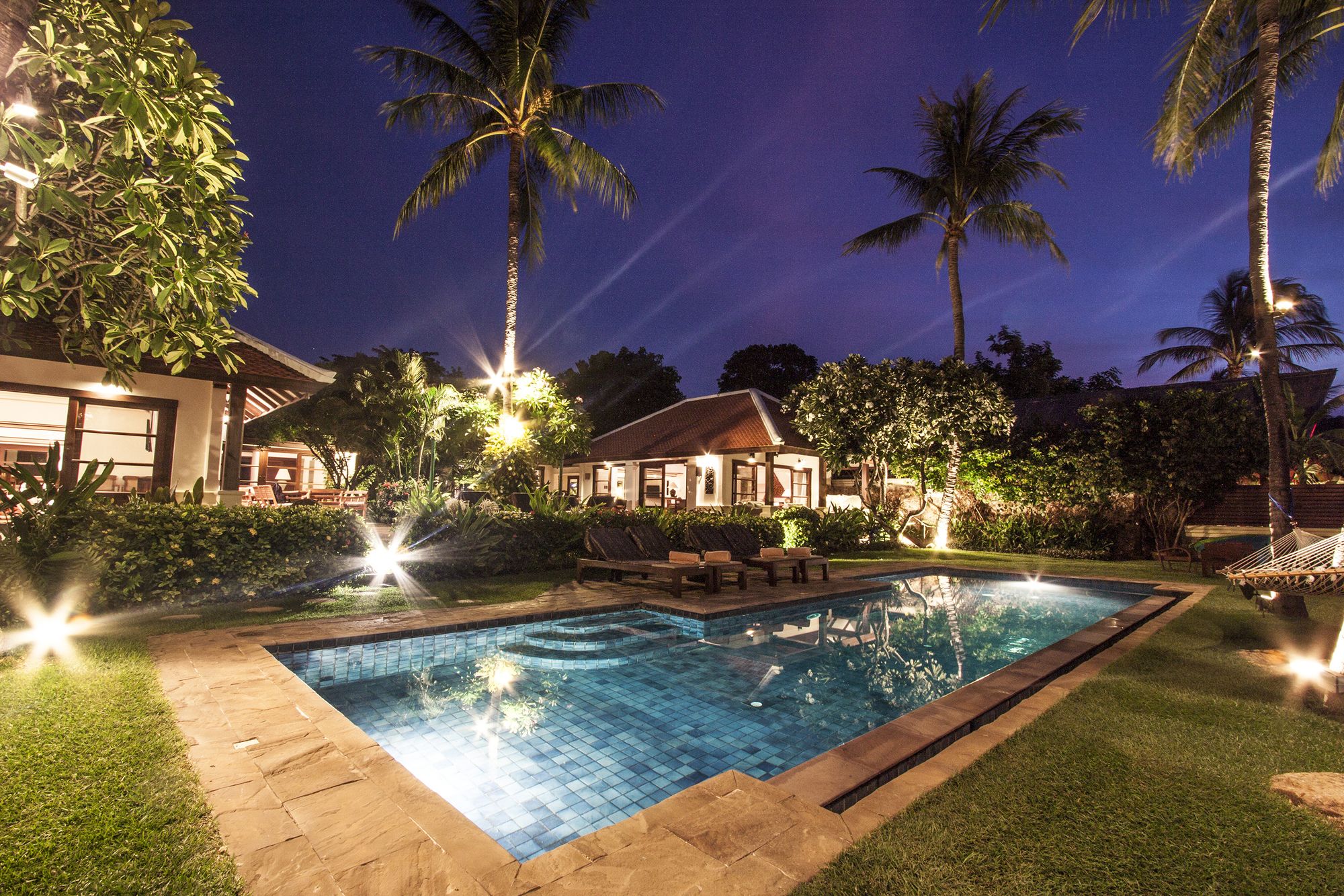Bangrak Beachfront Villa