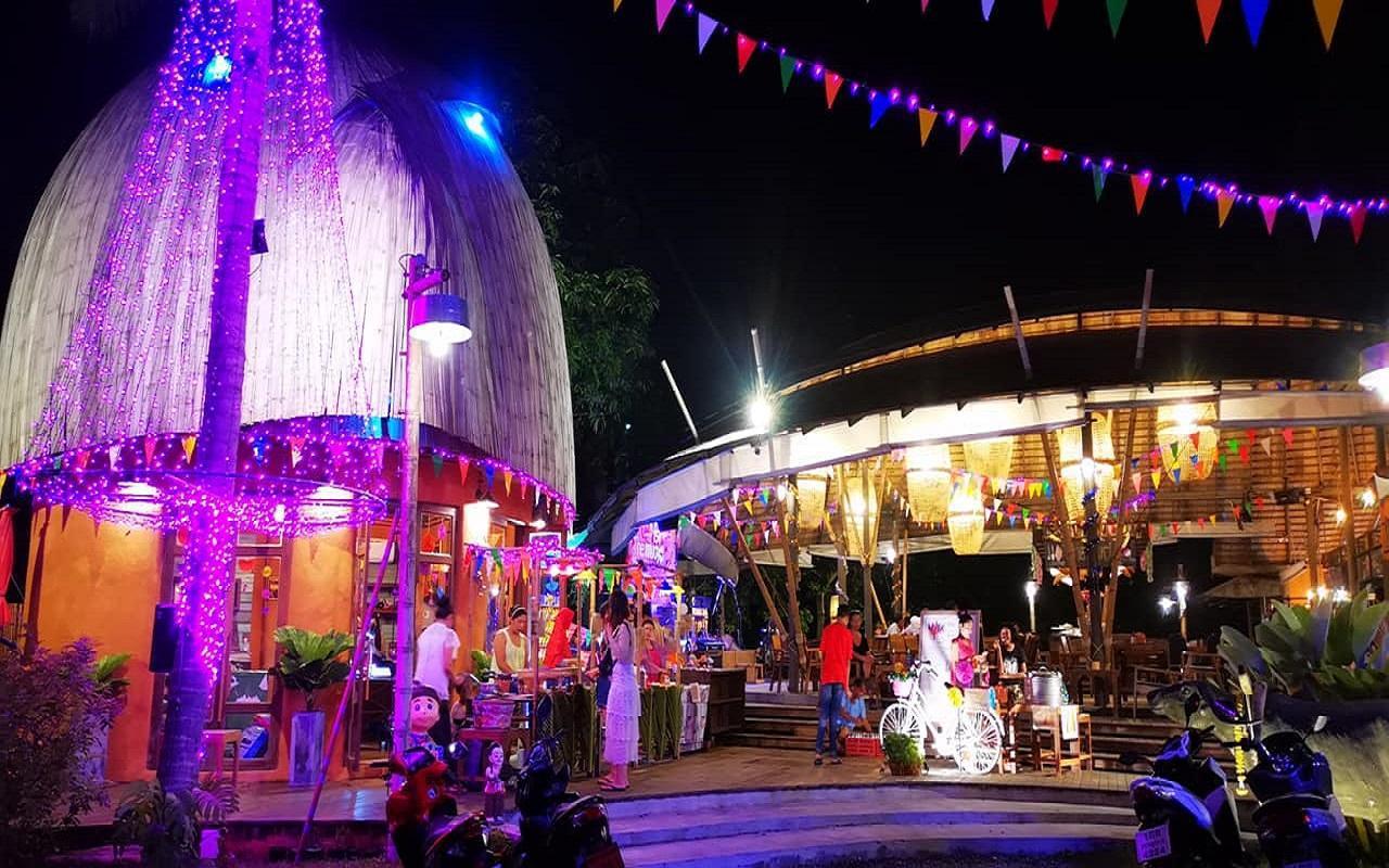 The Mud Bamboo Cafe And Beds