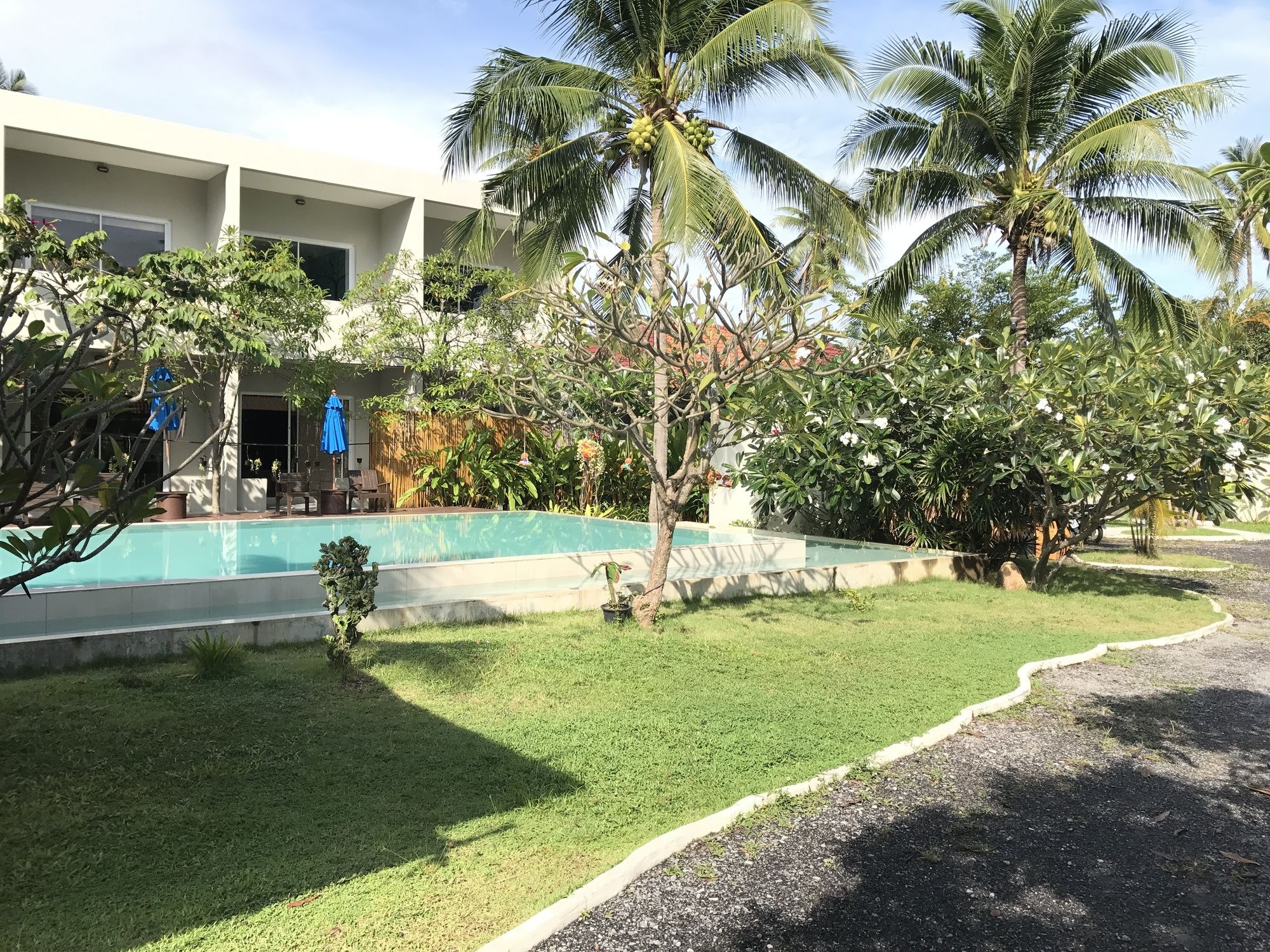 The Living Pool Villas
