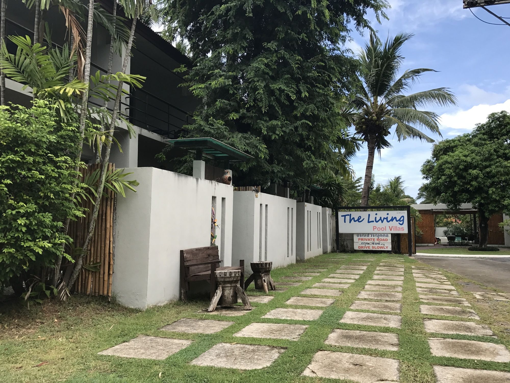 The Living Pool Villas