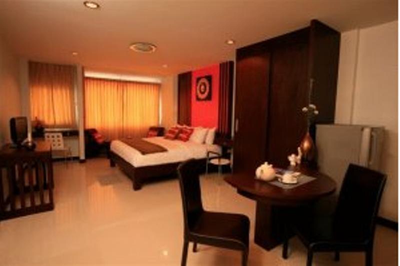 Cs Park Residence