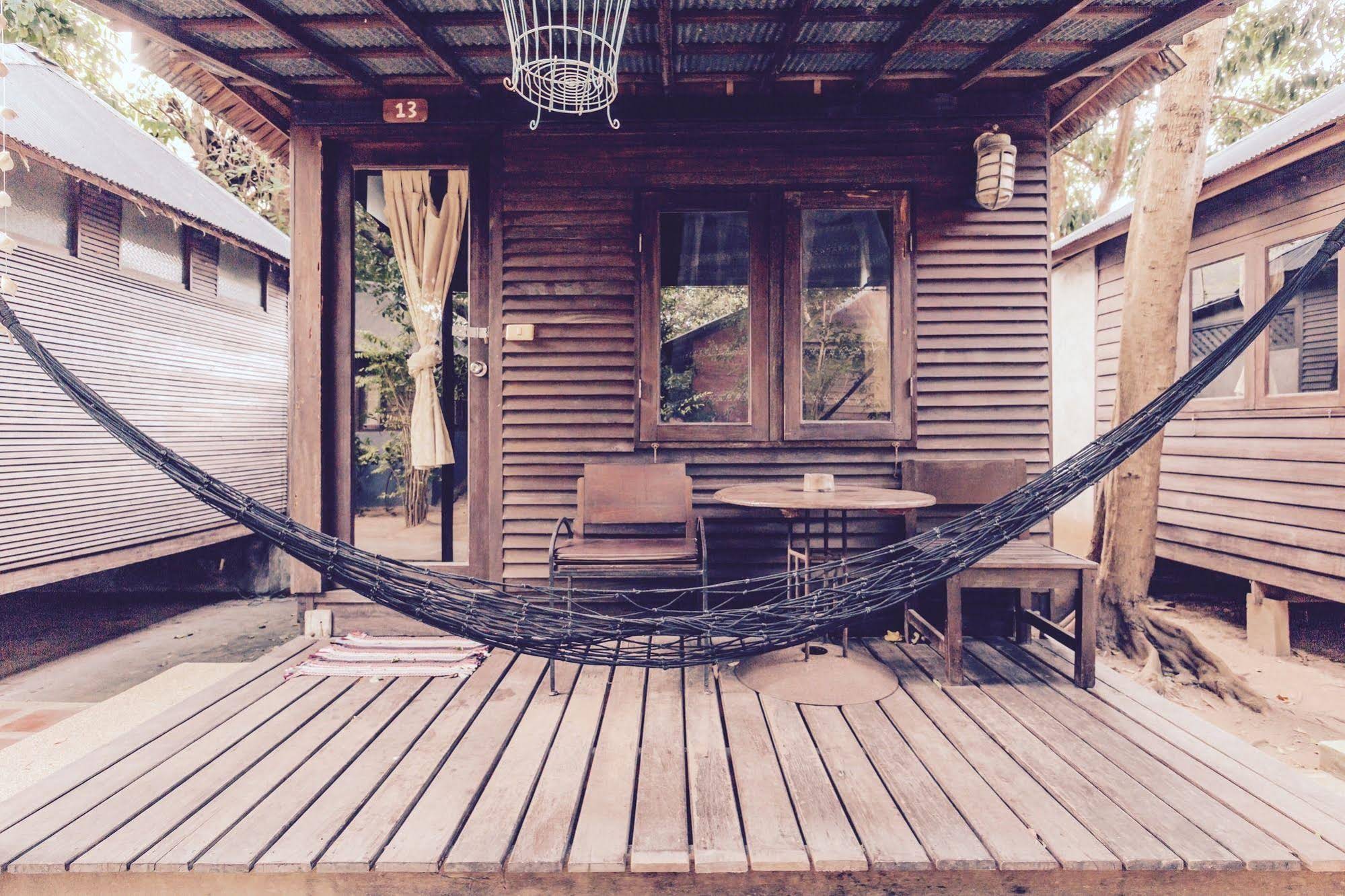 Free House Bungalow