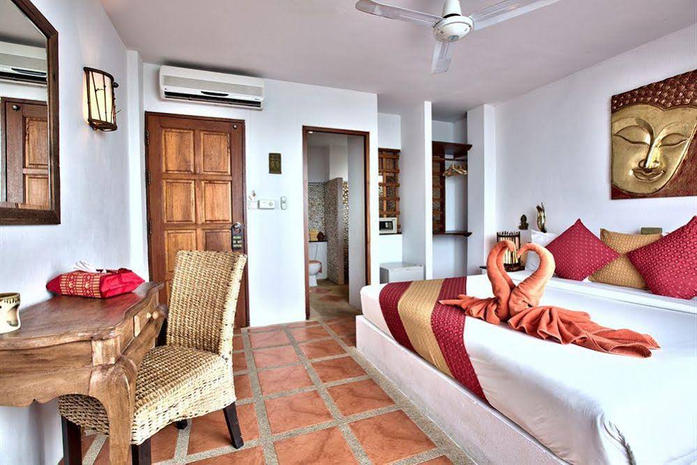 Hacienda Fisherman's Village