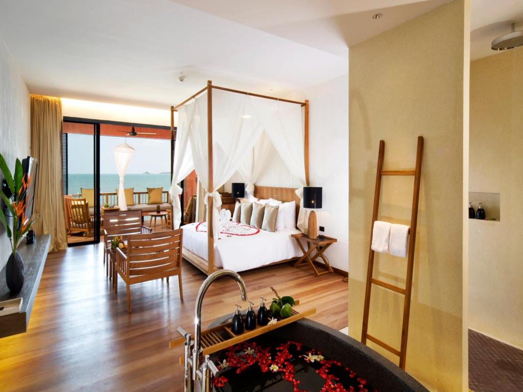 Hansar Samui Resort & Spa