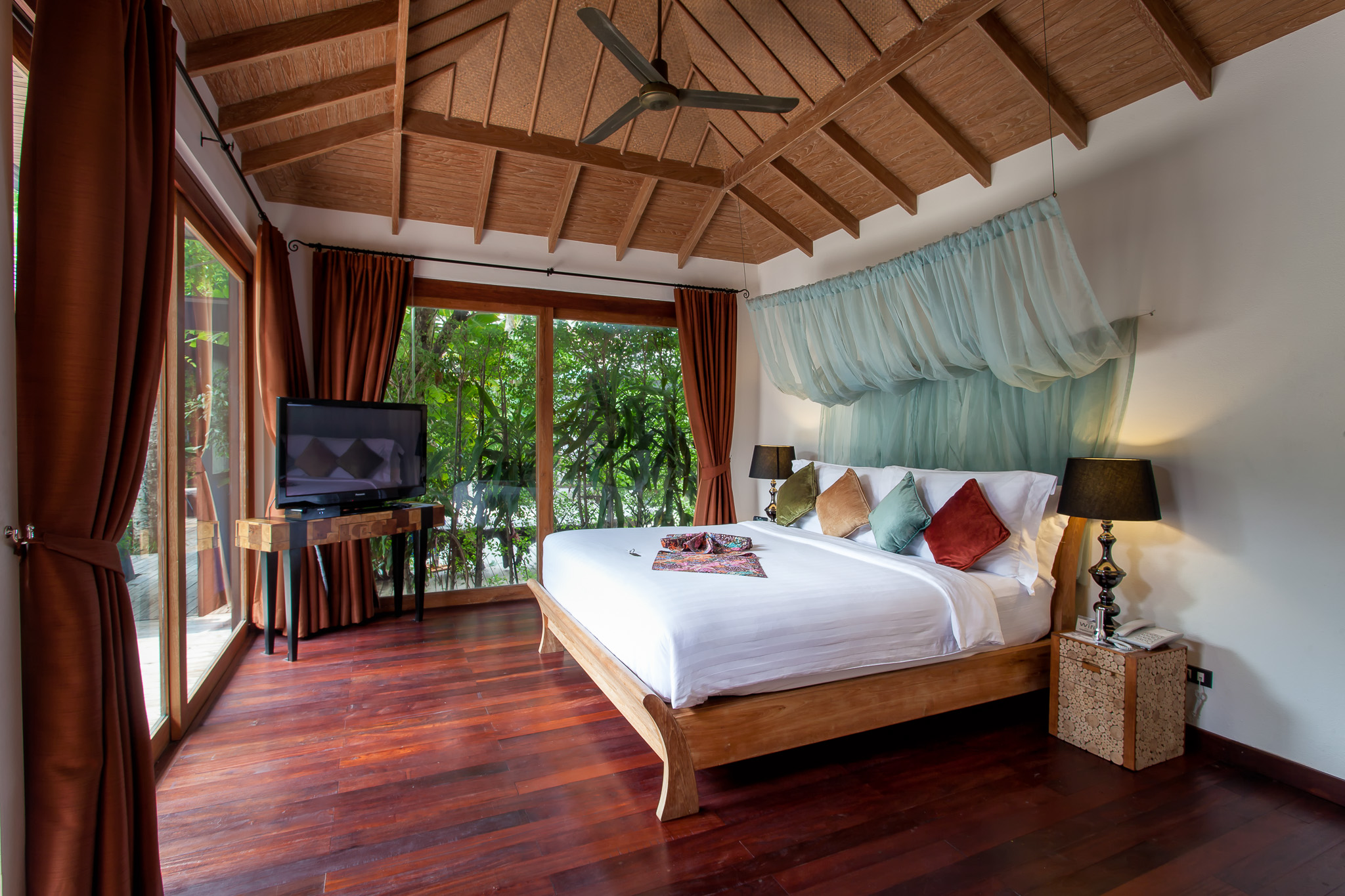 Tango Luxe Beach Villa Samui
