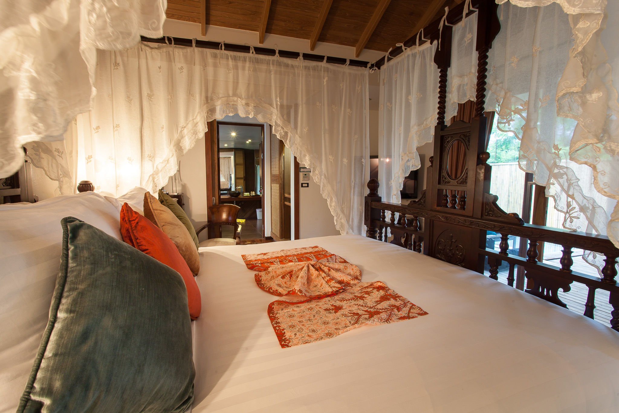 Tango Luxe Beach Villa Samui
