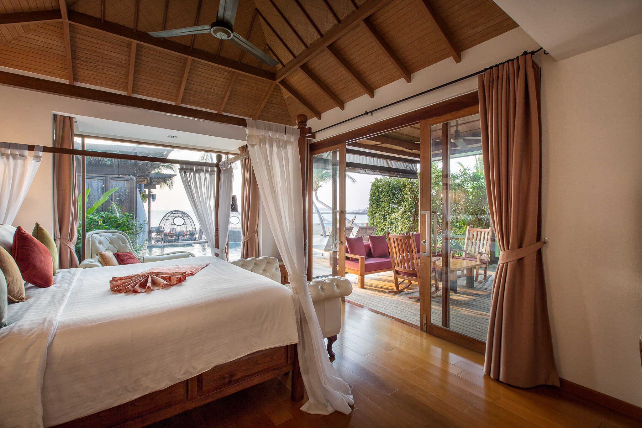 Tango Luxe Beach Villa Samui