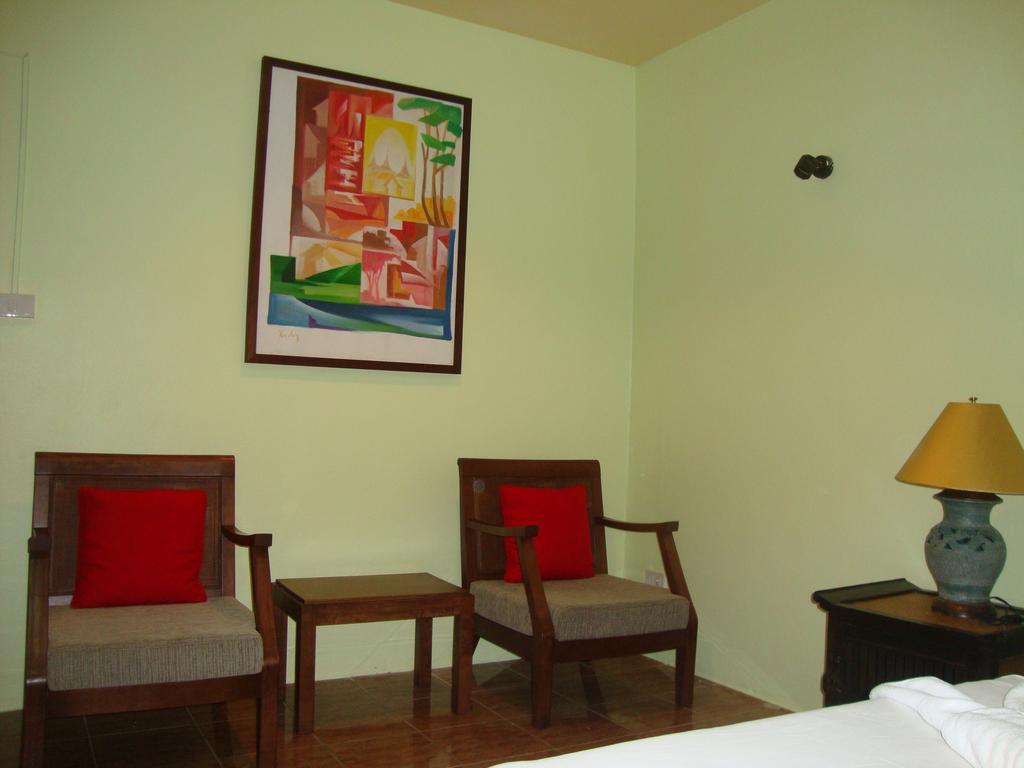 Baan Kluaymai Guesthouse