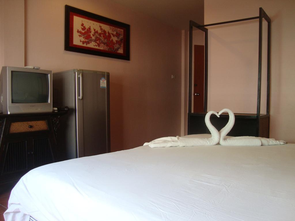 Baan Kluaymai Guesthouse
