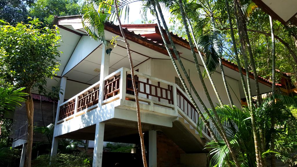 Baan Suan Sook Resort