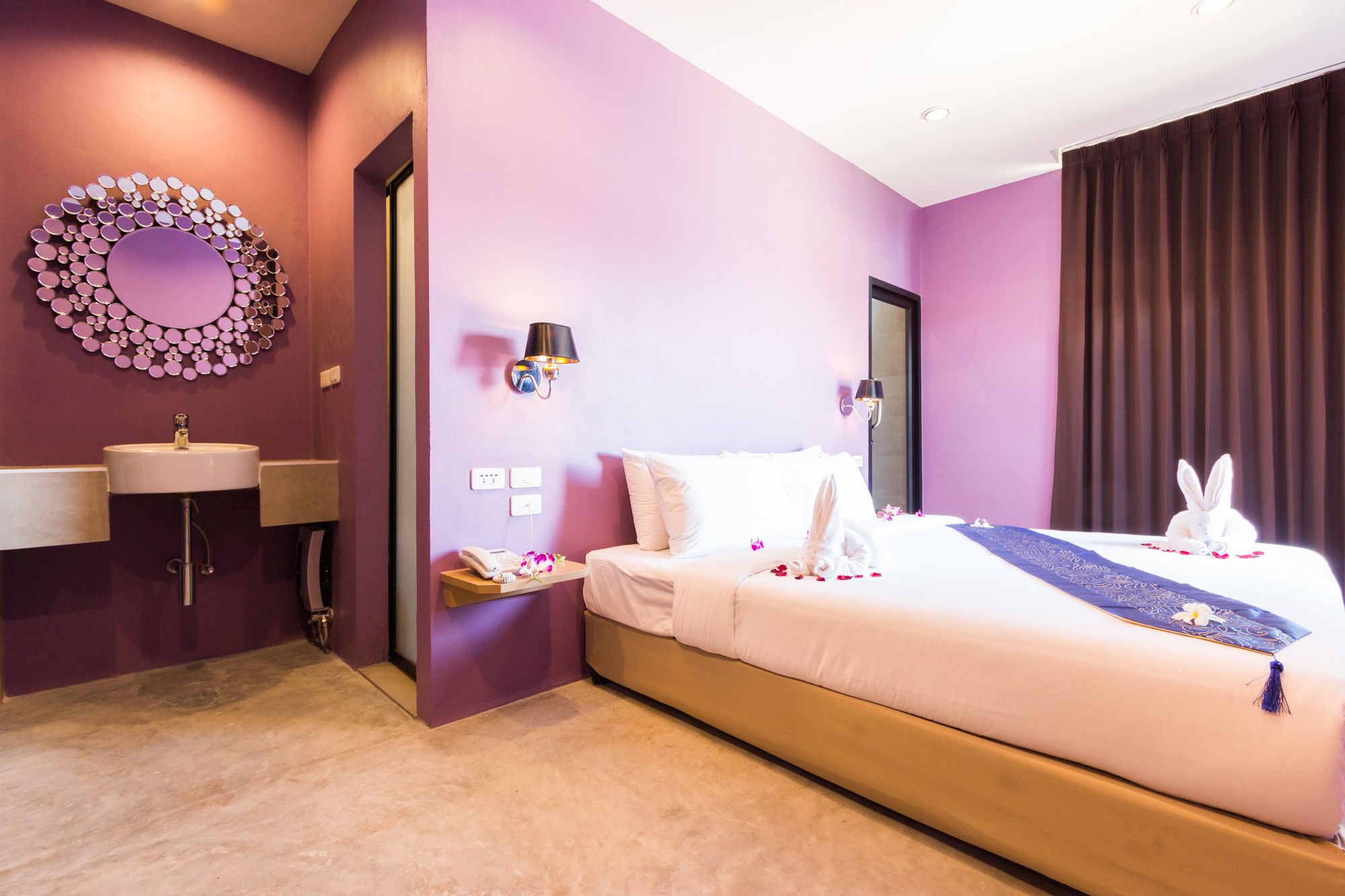 Behind The Scene Hotel Club @ Samui