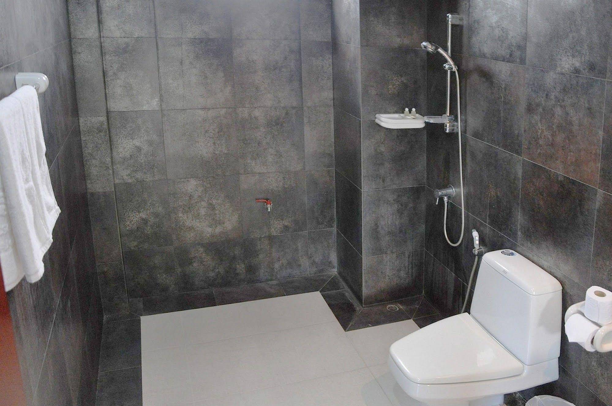 Chaweng Lakeview Residence