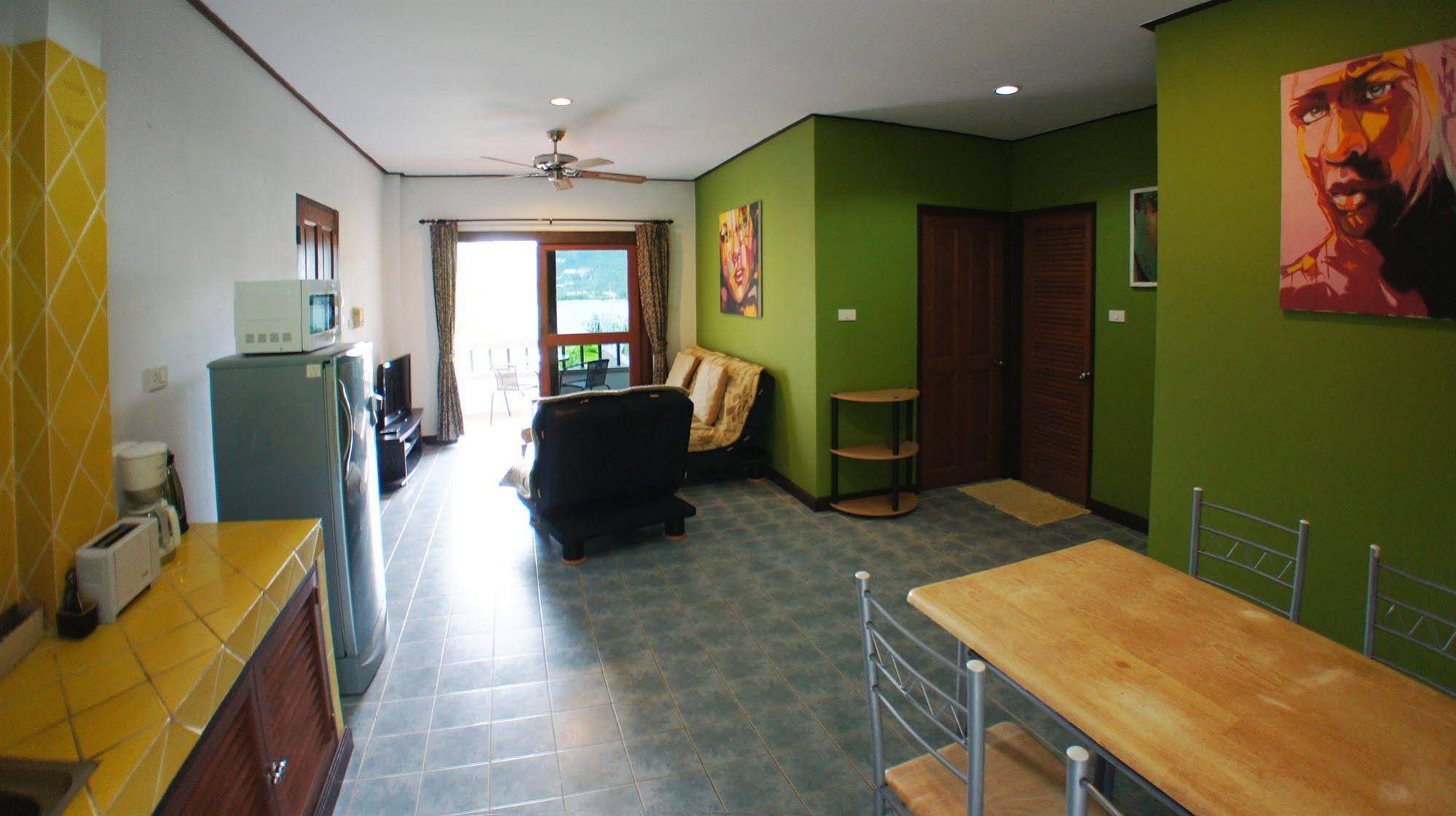 Chaweng Lakeview Residence