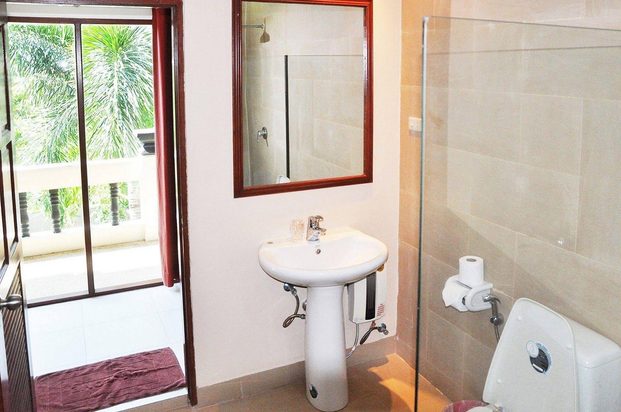 Chaweng Lakeview Residence
