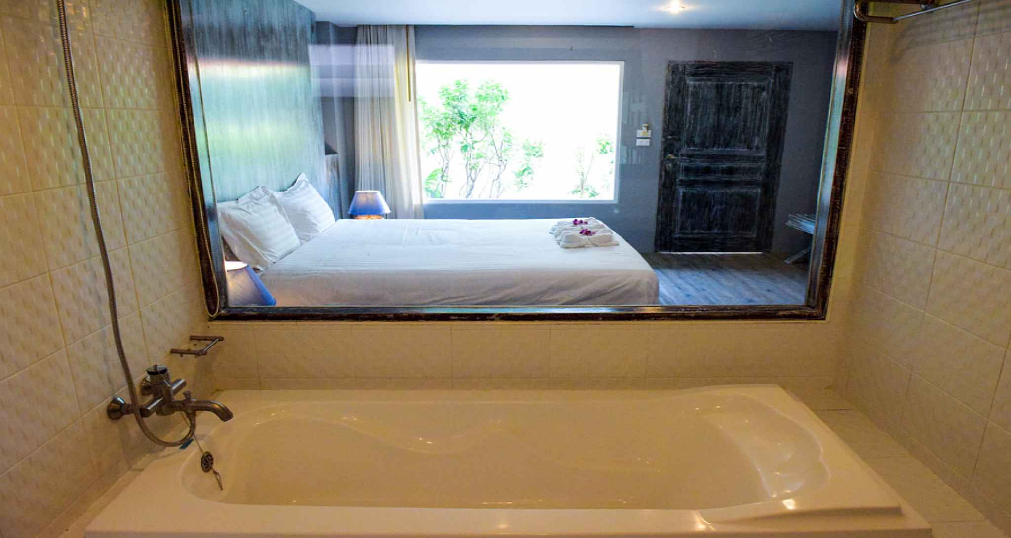 City Dance Hotel