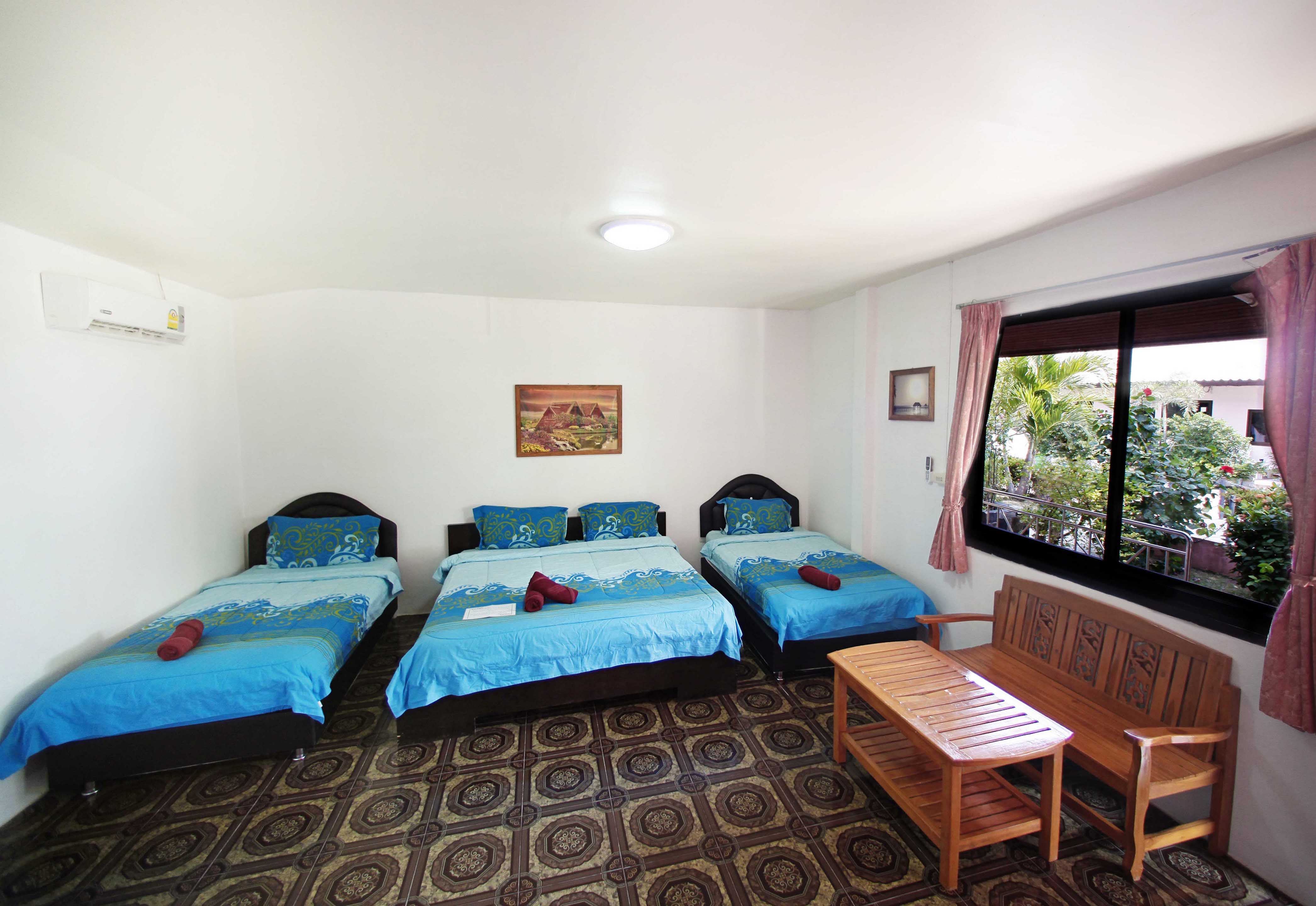 Lotus Friendly Hotel