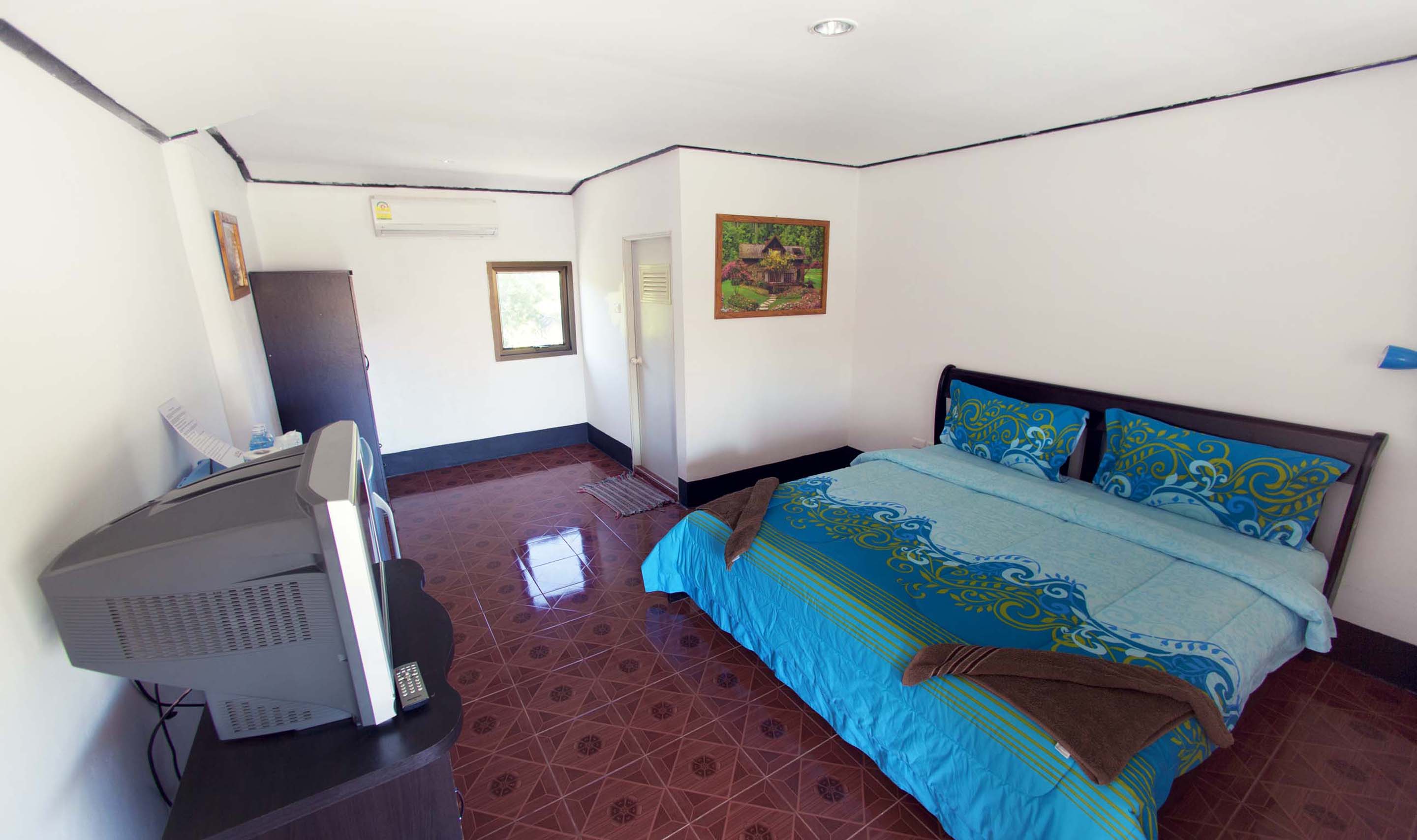 Lotus Friendly Hotel