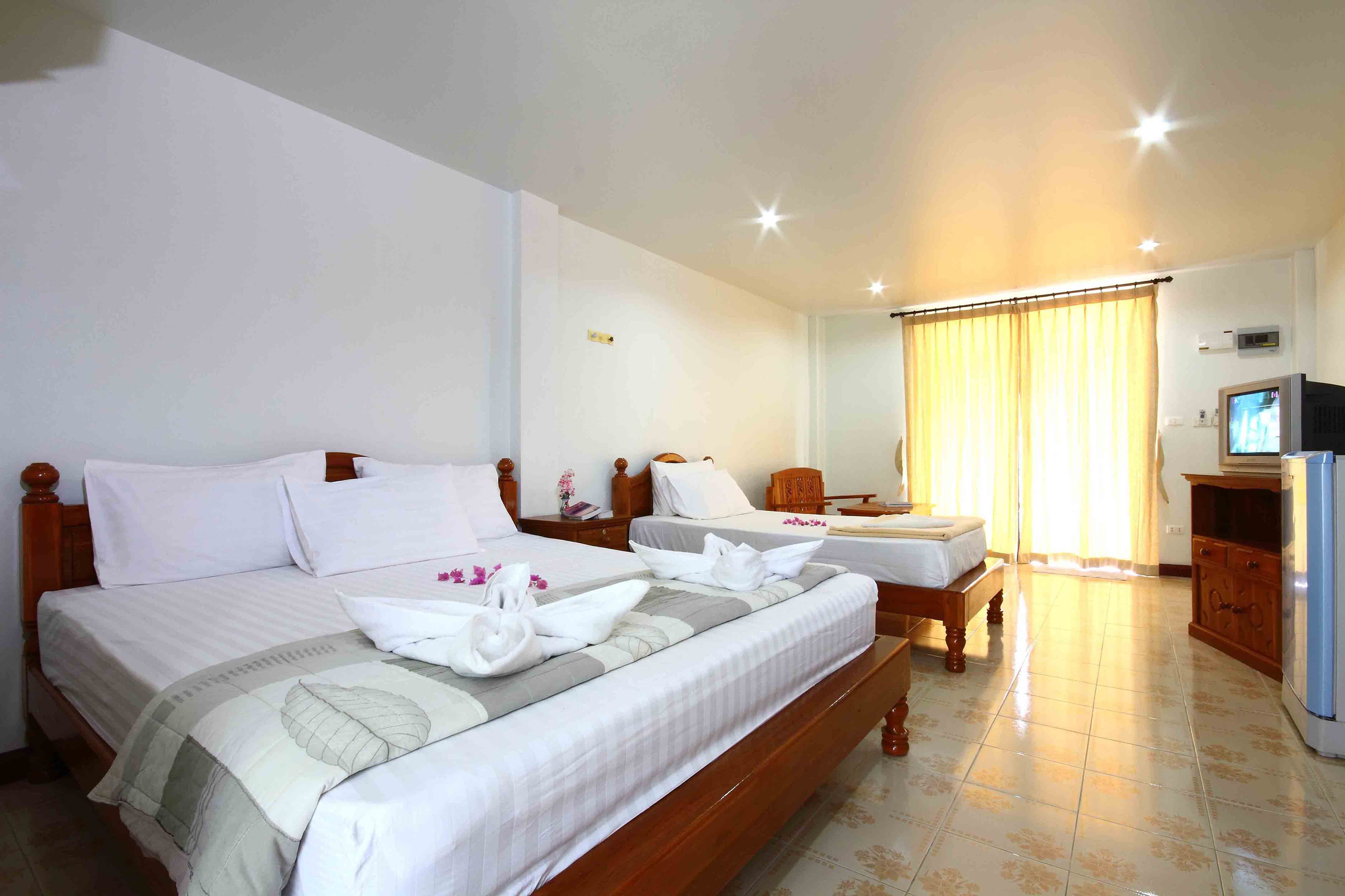 Lotus Friendly Hotel