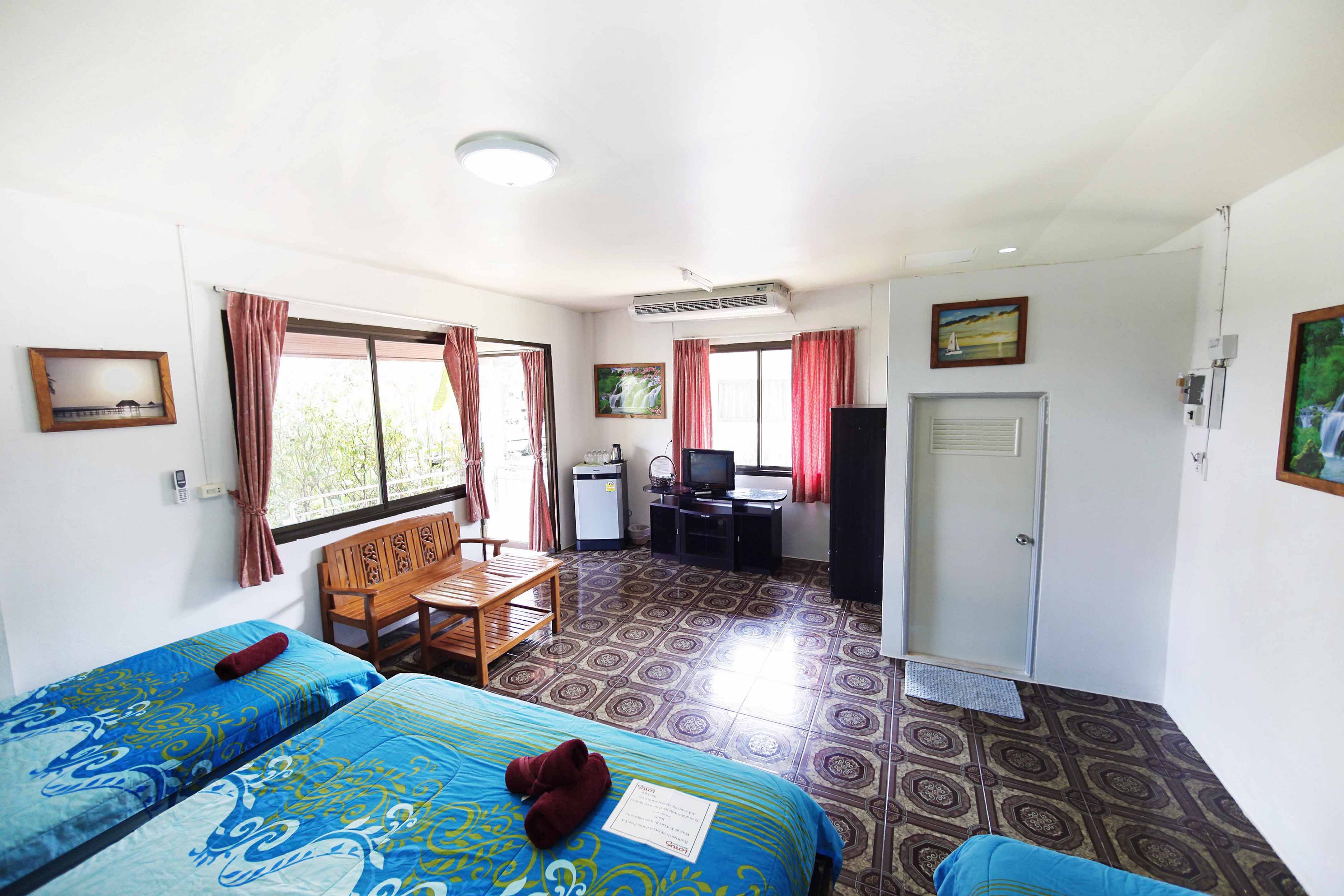 Lotus Friendly Hotel