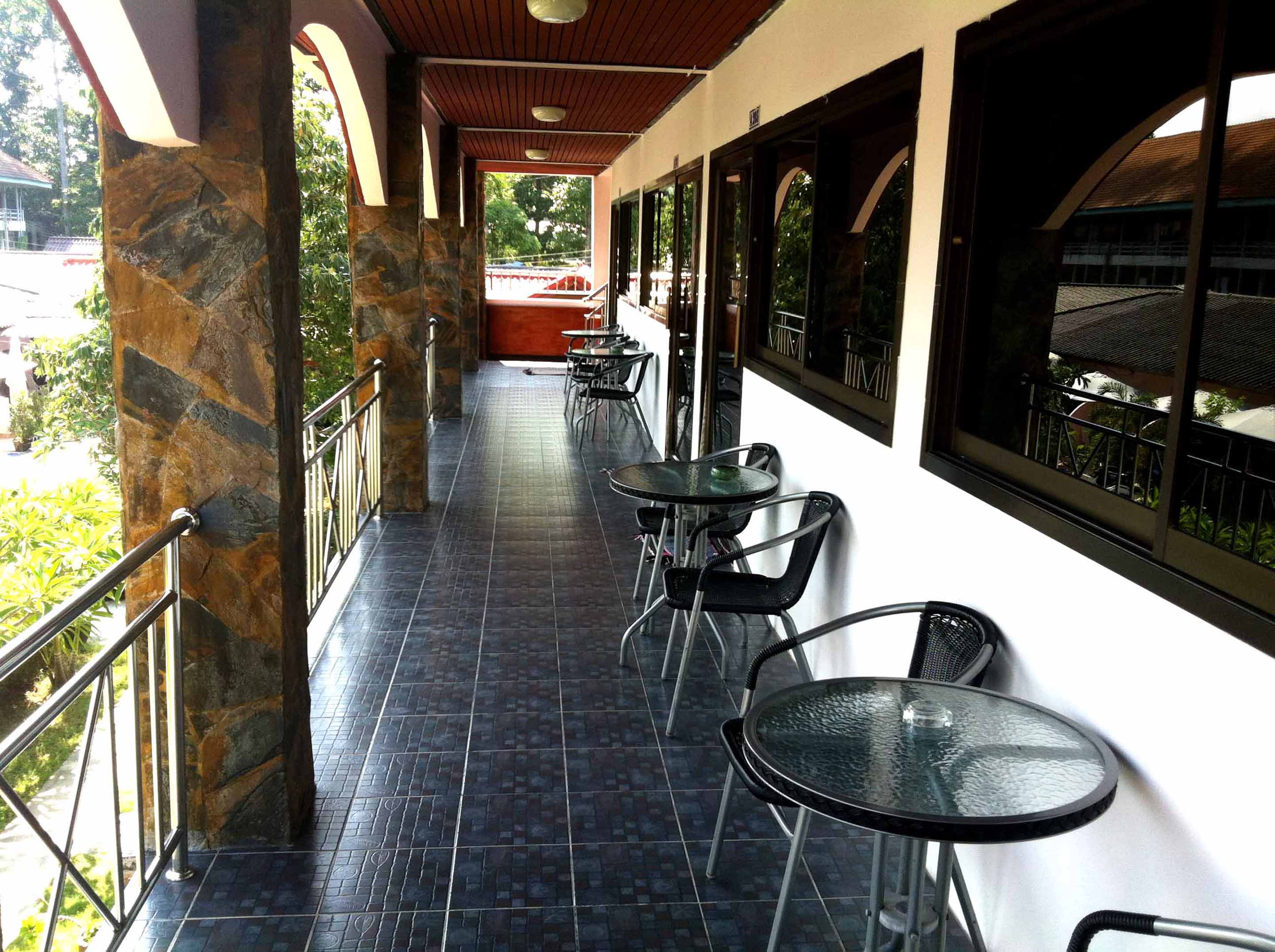 Lotus Friendly Hotel