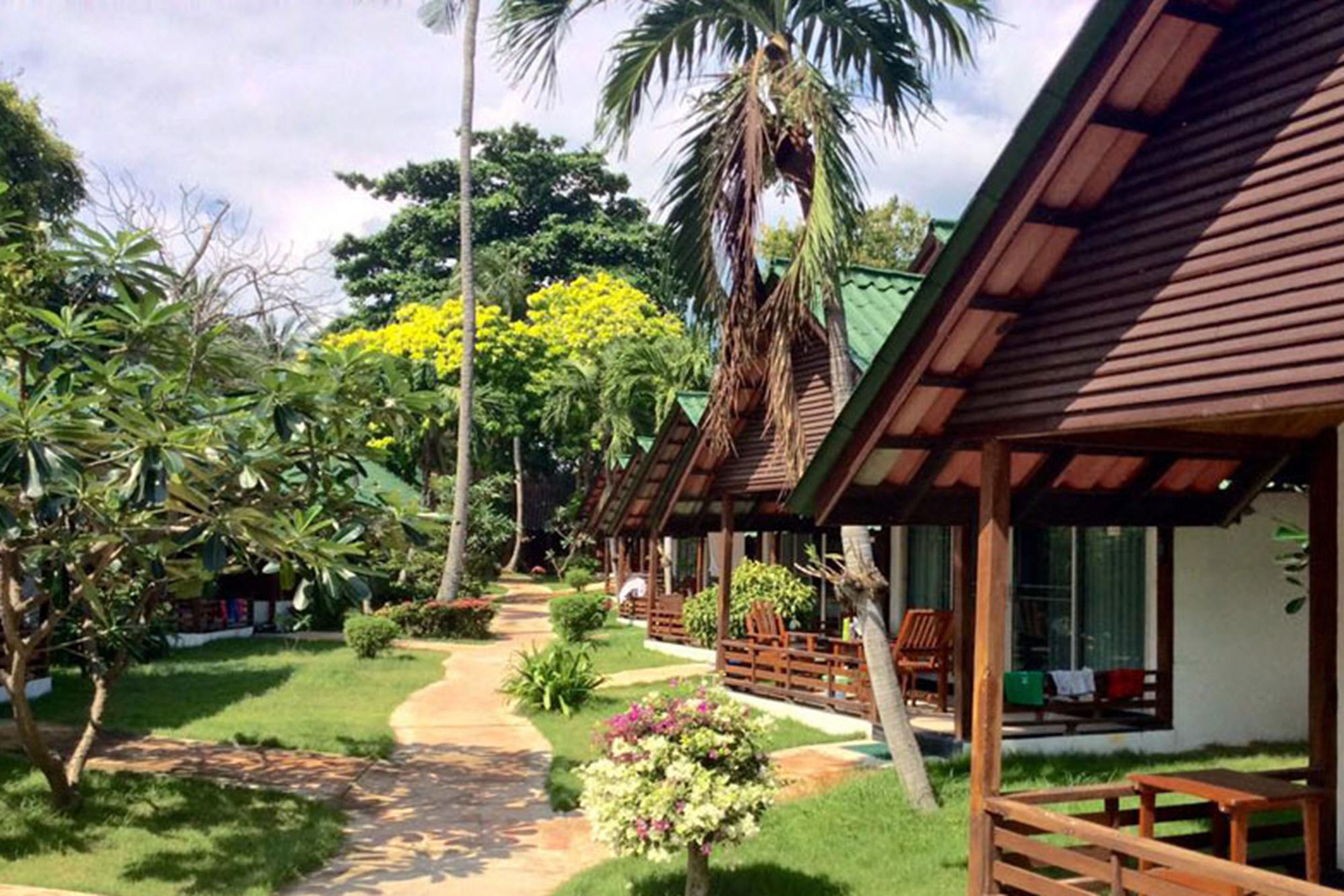 Marine Chaweng Beach Bungalows