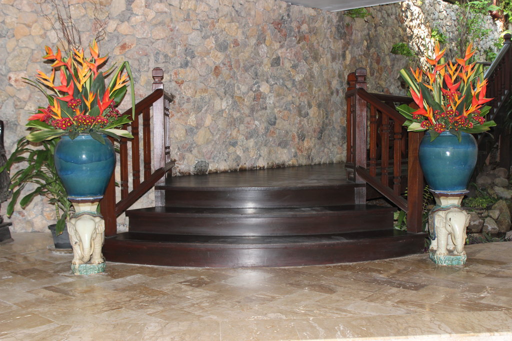 Anavana Beach Resort