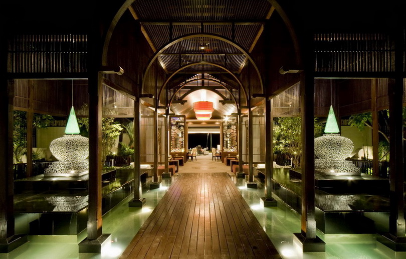 Sareeraya Villas & Suites