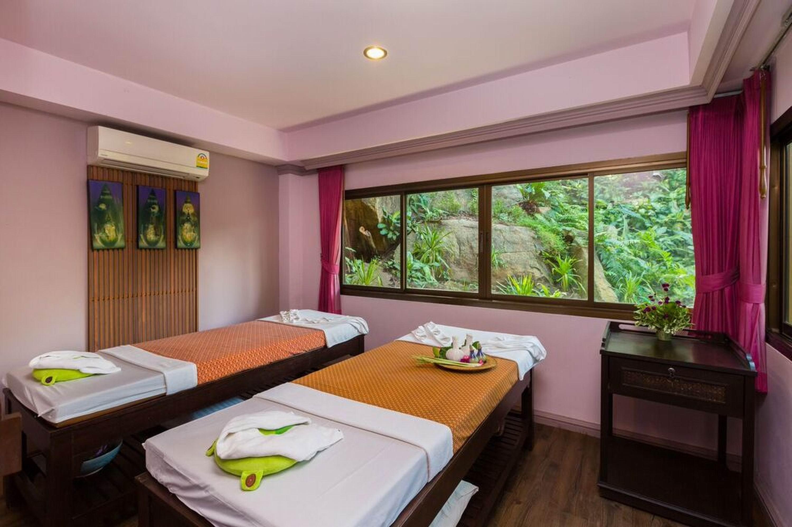 Fair House Beach Resort & Hotel