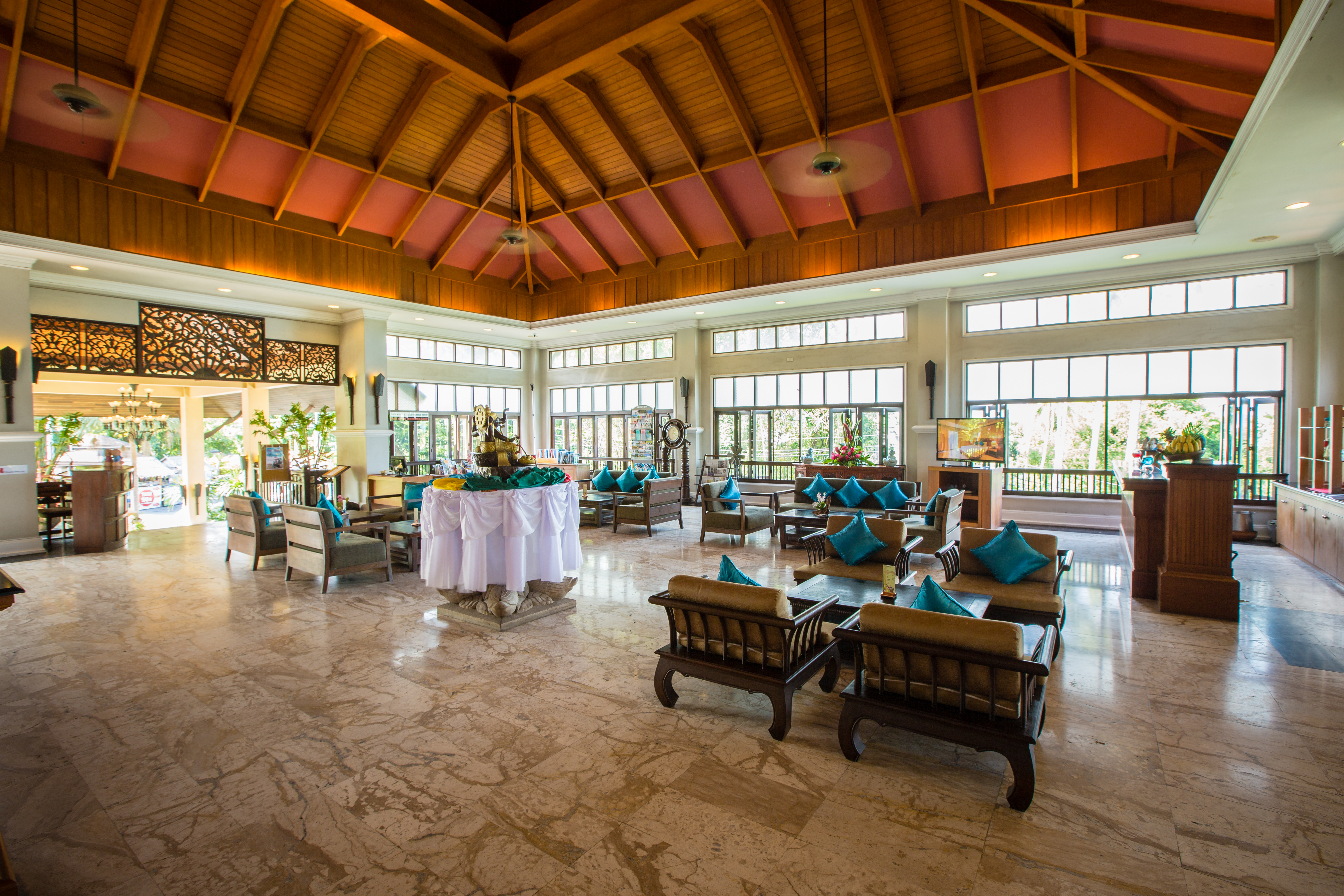 Fair House Beach Resort & Hotel