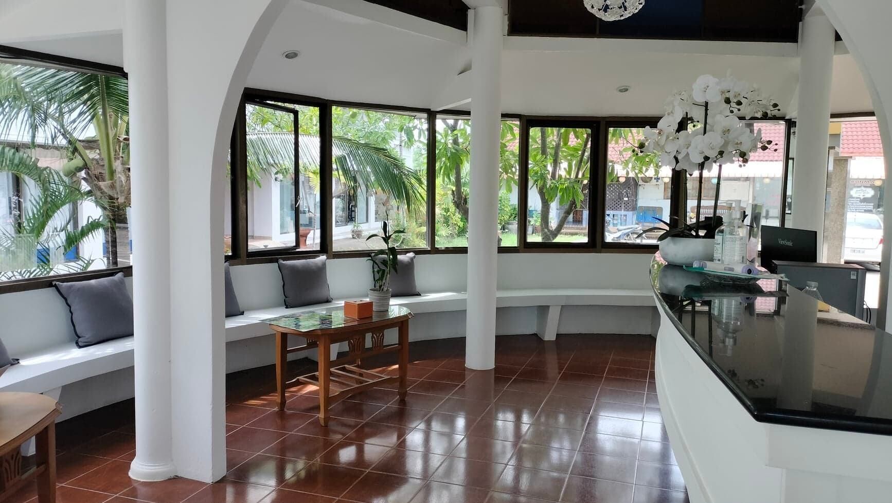 Bay Beach Resort