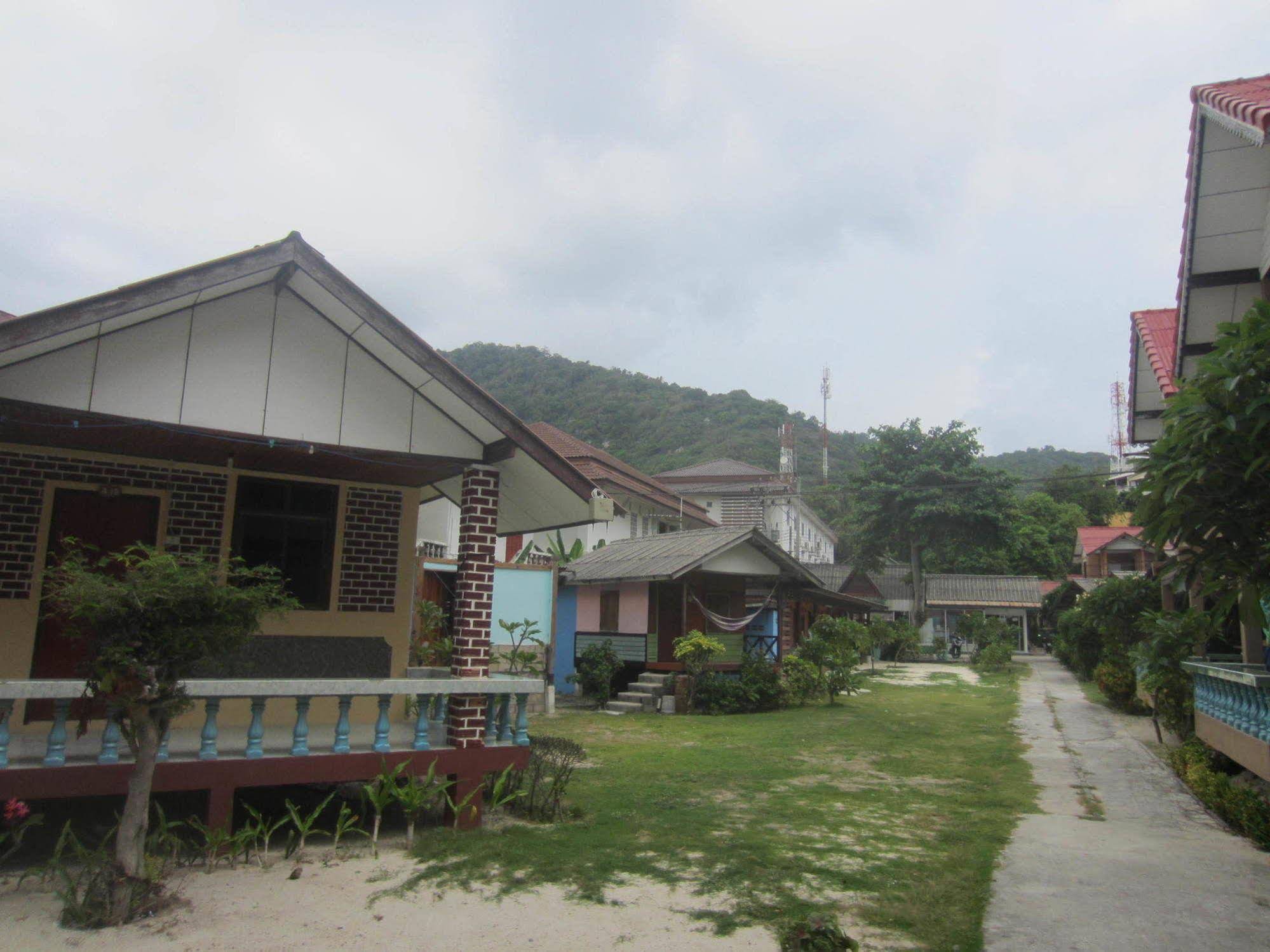 Charung Bungalows