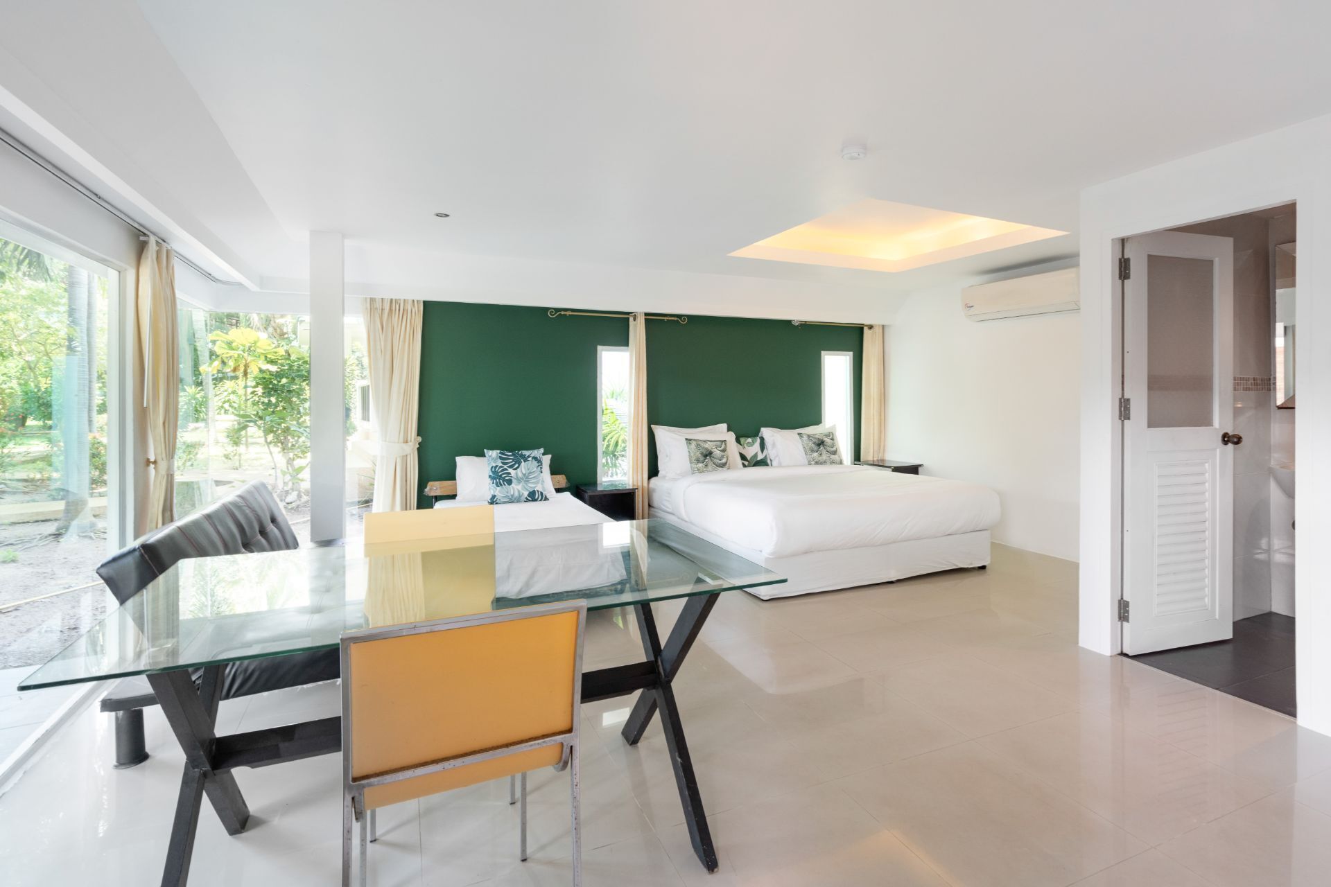 4U Resort