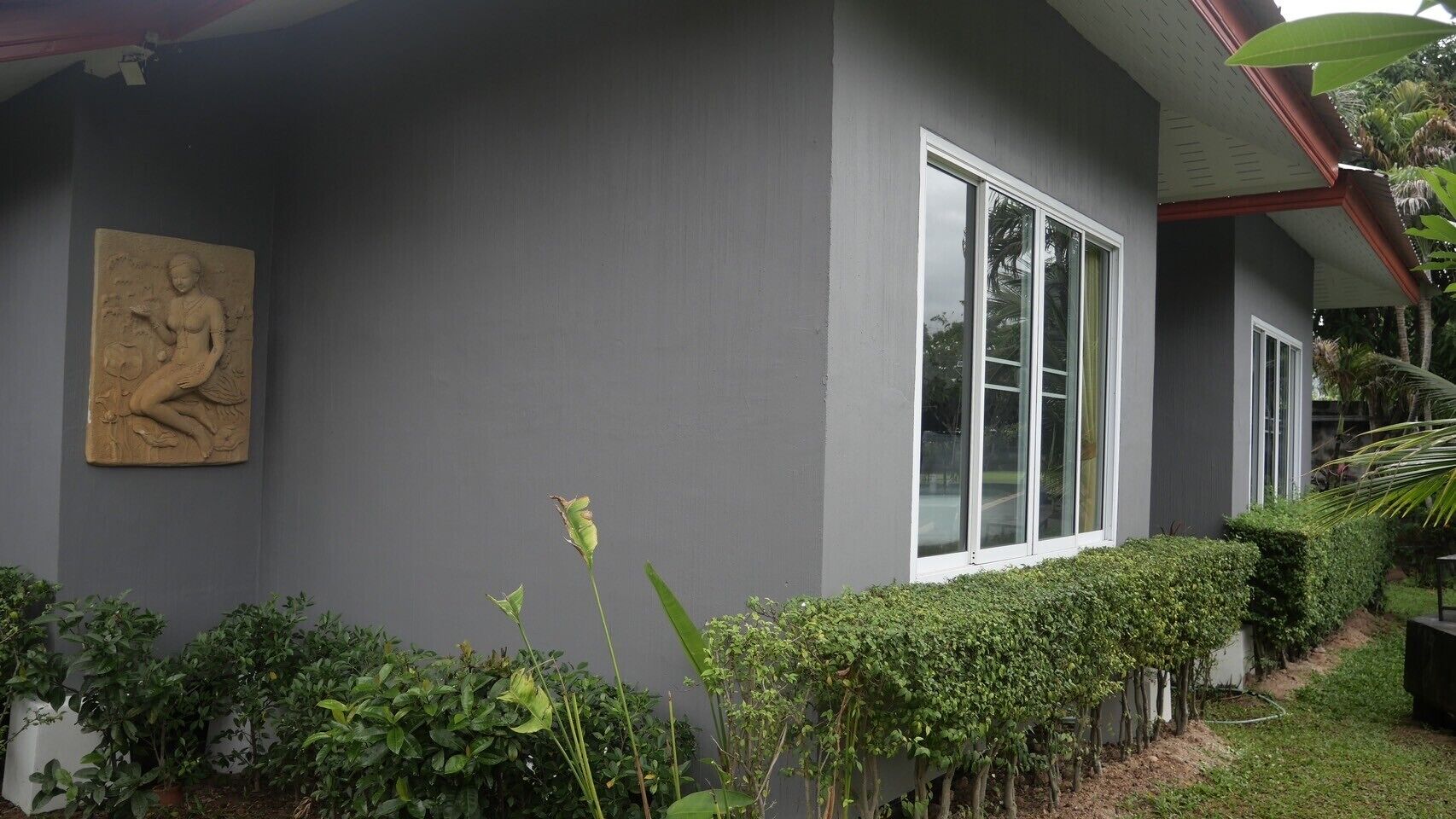Airport Garden Resort