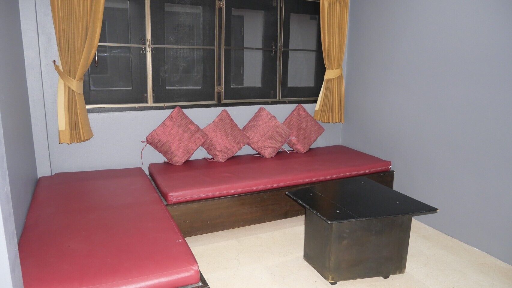 Airport Garden Resort