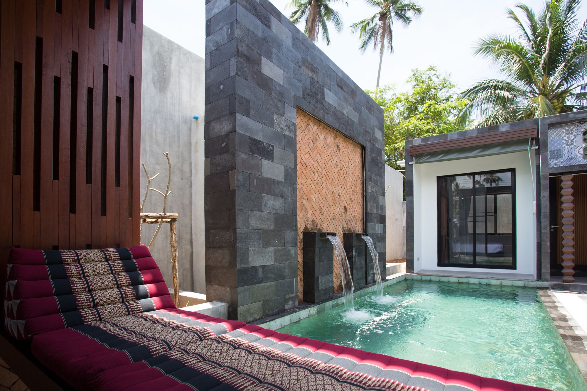 Ample Samui