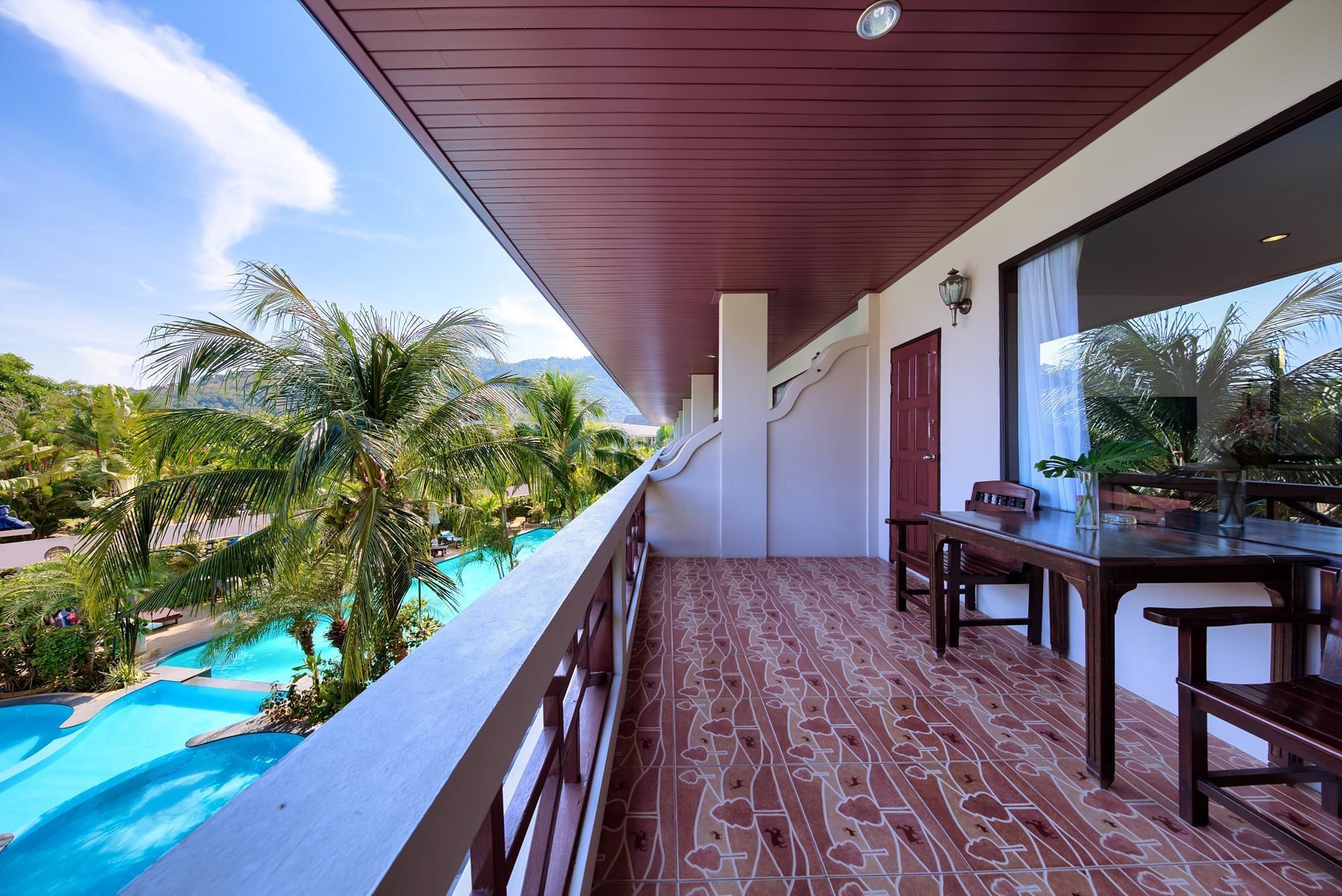 Aumpai Luxury