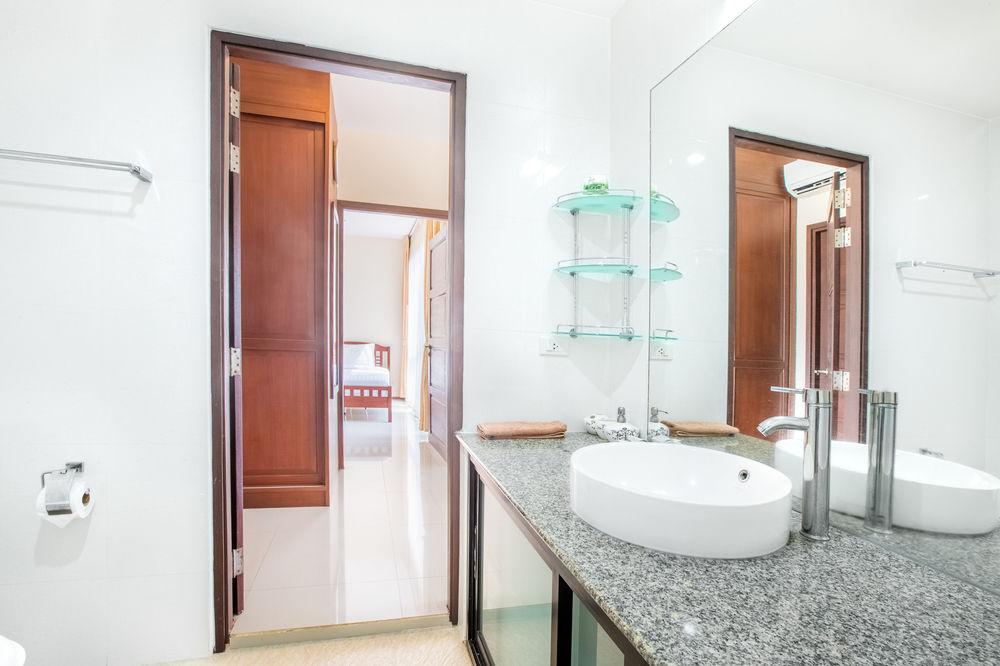 Avanta Condominium