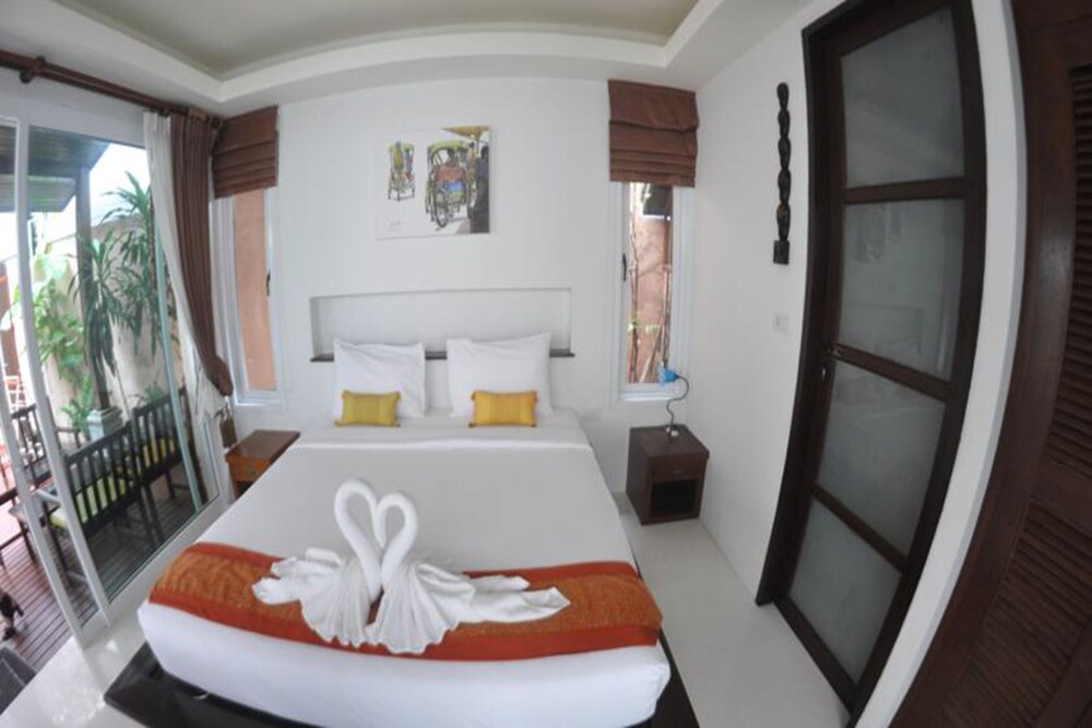 Baan Kao Hua Jook Pool Villas & Resort