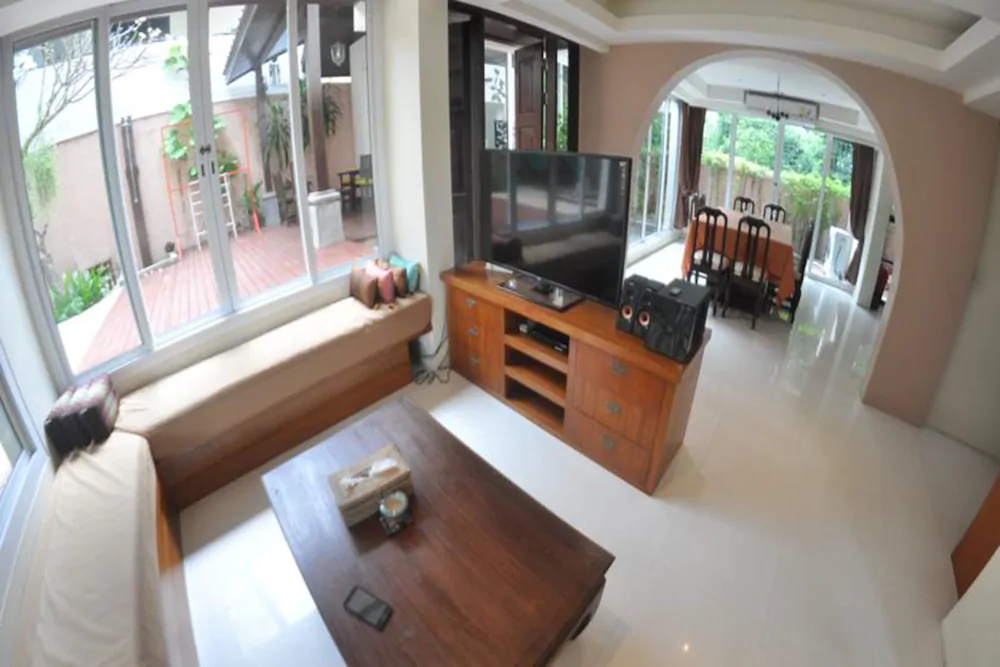 Baan Kao Hua Jook Pool Villas & Resort