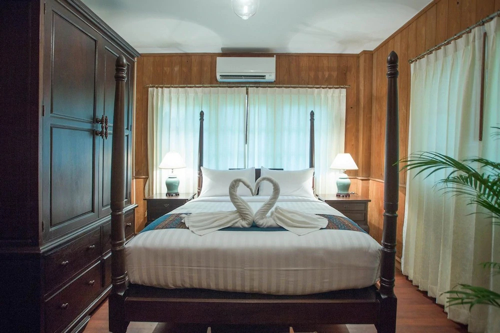 Baan Khun Nang Colonial Residence