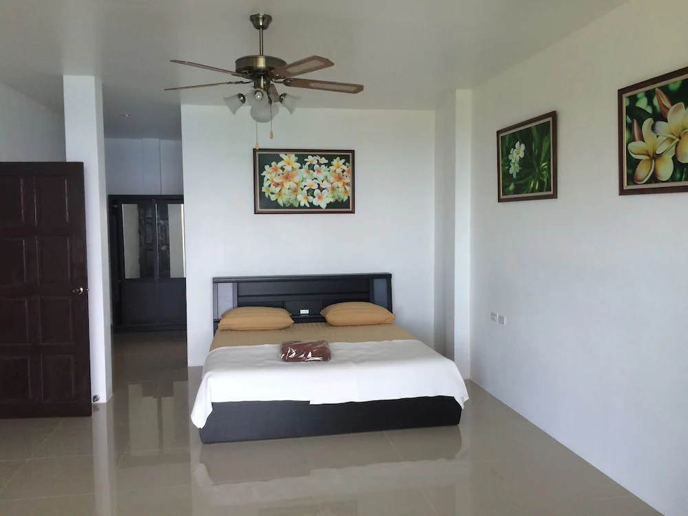 Baan Leelawadee