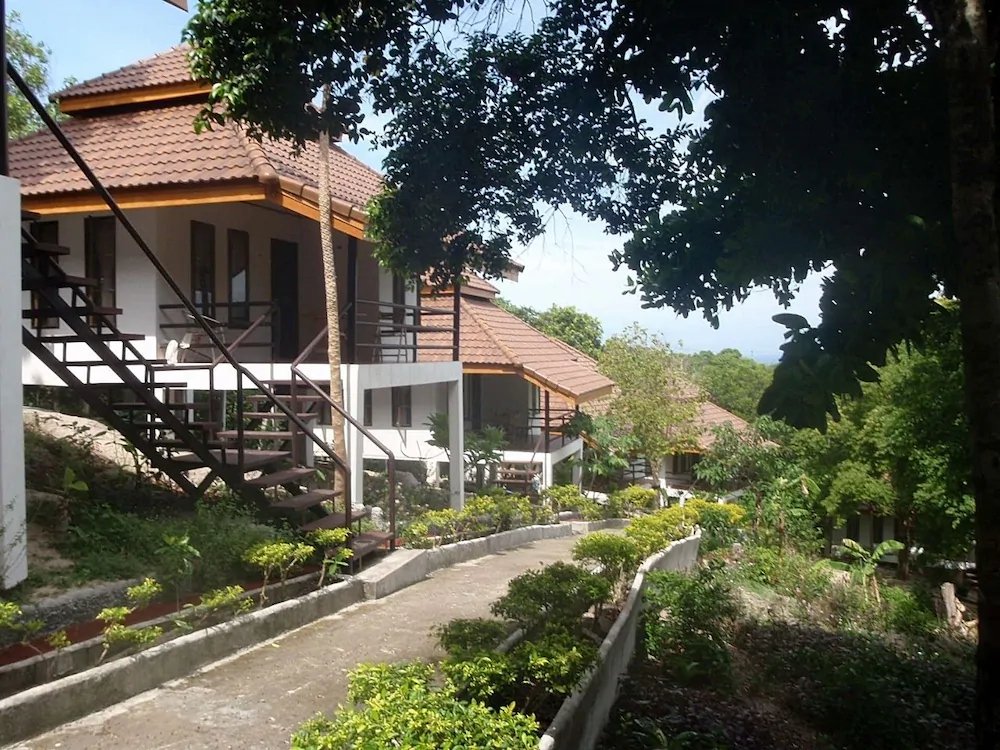 Baan Leelawadee