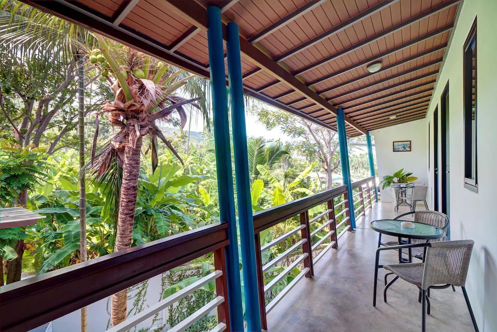 Baan Rawee Apartments