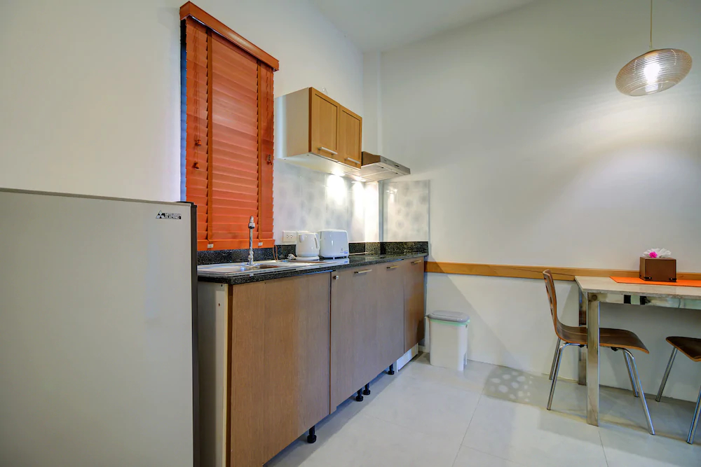 Baan Rawee Apartments