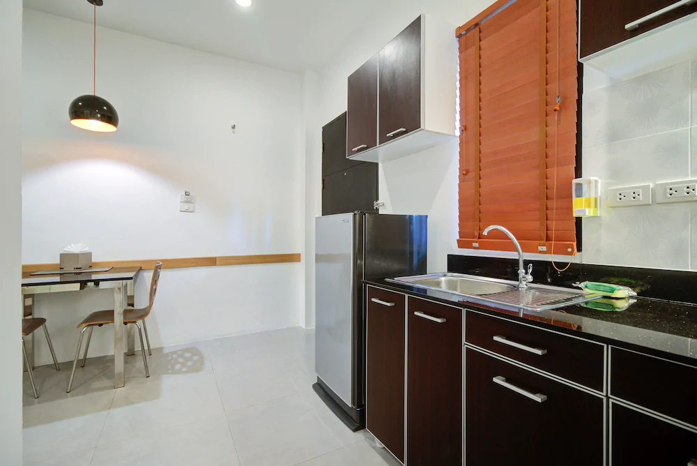 Baan Rawee Apartments
